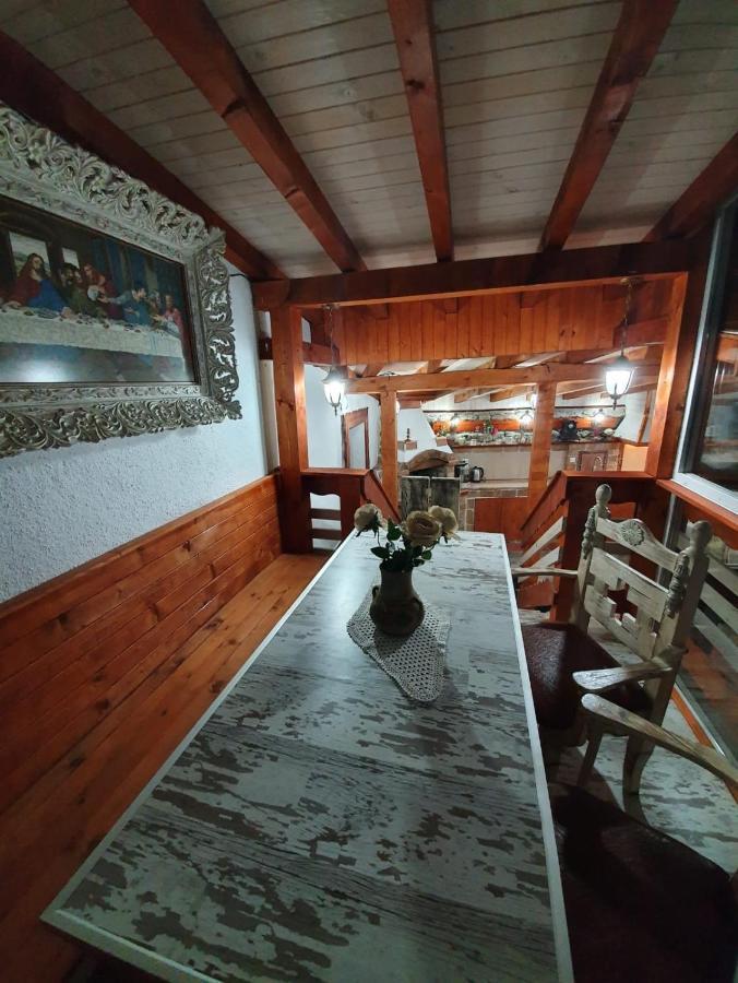 Kashtata S Paraklisa Borovo  Exterior foto
